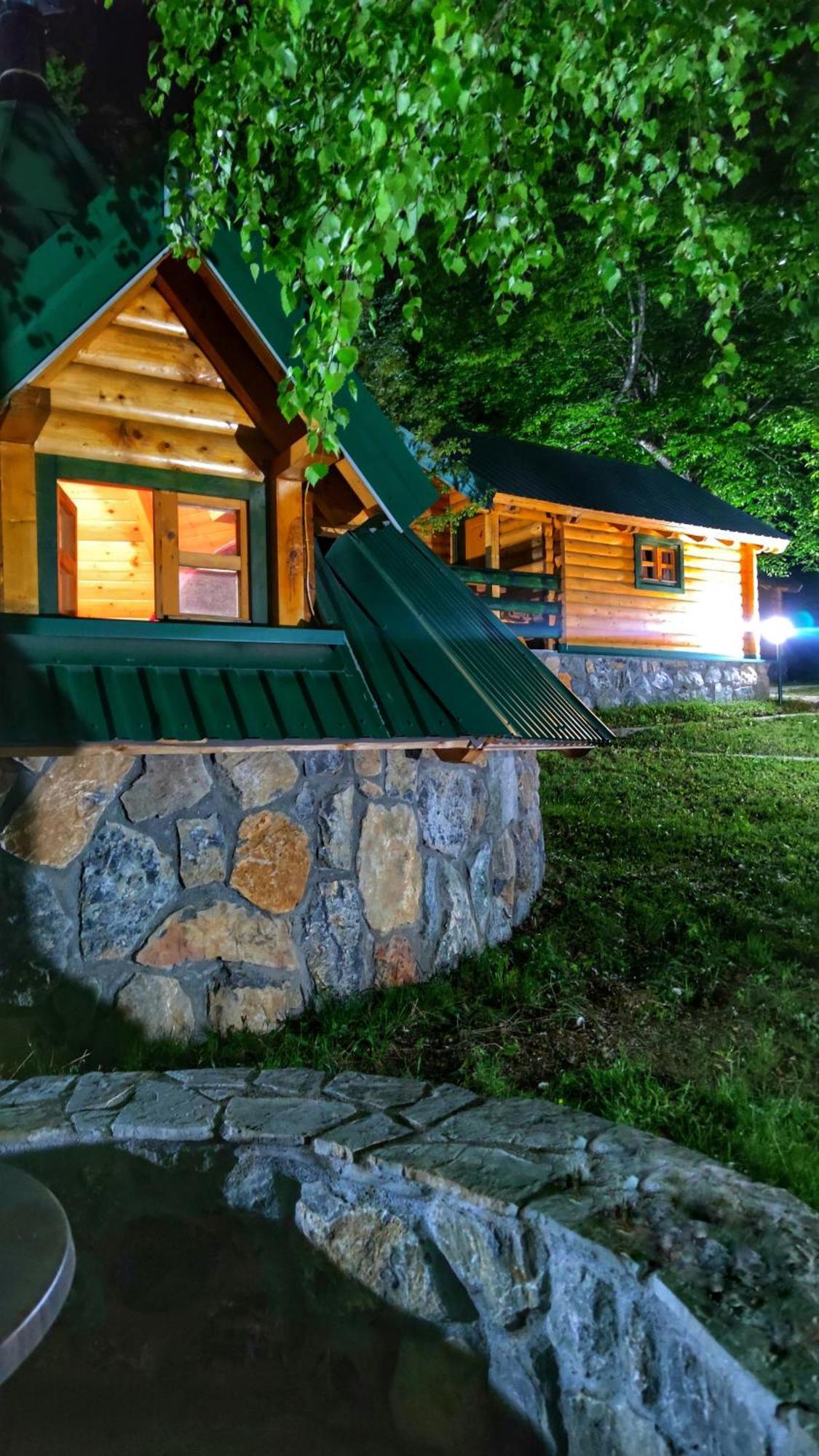 Kozak Apartments & Restaurant 莫伊科瓦茨 外观 照片